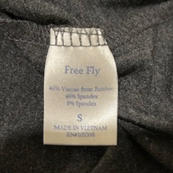 Small Free Fly half zip top - Picture 4 of 4